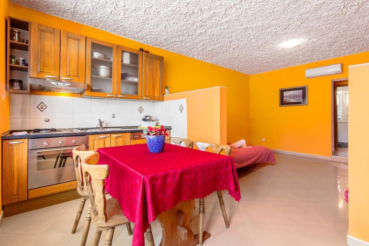 Apartment Sparadici 10015B Grebaštica Eksteriør billede